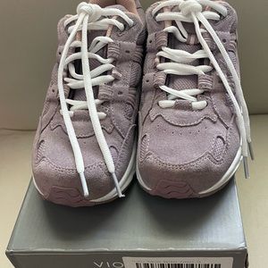 Like brand new Vionic walker